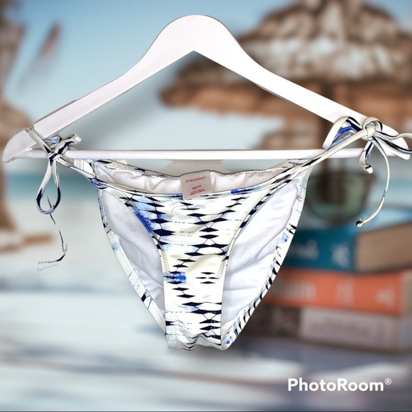 Xhilaration String Bikini Ribbed Bottoms Size XS - Picture 3 of 9